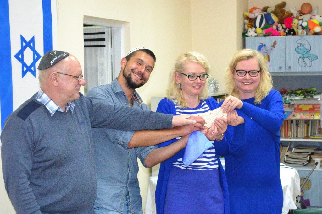 photo: Seder at Beit Trojmiasto (Tri-Cities_ Gdansk, Gydinia, and Sopot)